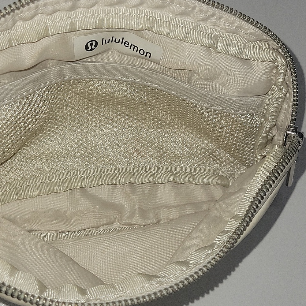 lululemon athletica Cream Wristlet Pouch with Silver Accent - Picture 15 of 16
